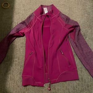 Aviva size 8 kids sweatshirt